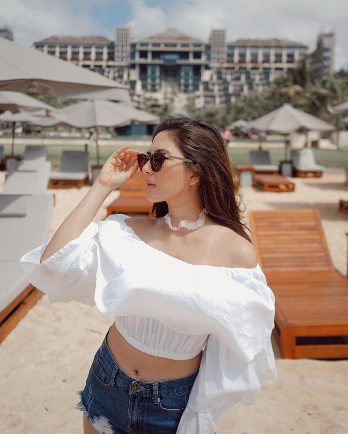Menanggapi hal tersebut, Ibunda Jessica Mila mengaku turut senang dan bangga, saat tahu sang anak diidolakan oleh Kaesang Pangarep. (Foto: instagram.com/jscmila/)