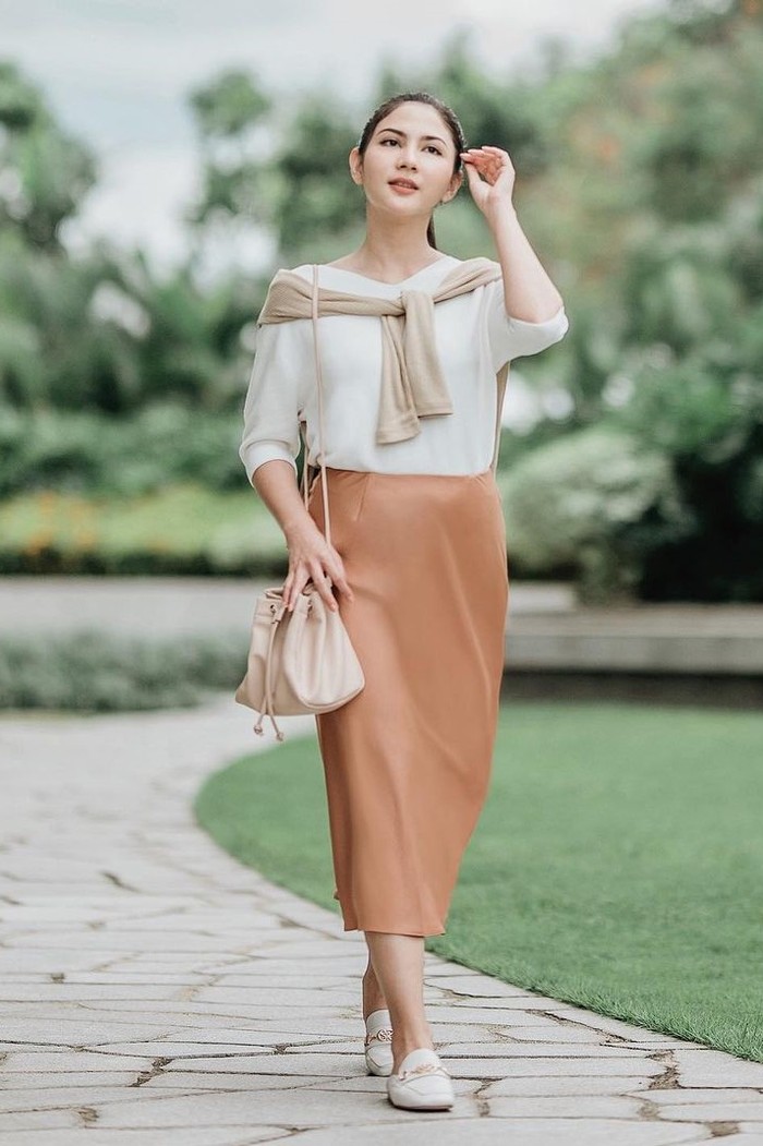 Dalam film tersebut, Jessica Mila harus mengubah bentuk dan berat badannya mengikuti perannya sebagai Rara yang mulanya gemuk hingga bertransformasi menjadi langsing. (Foto: instagram.com/jscmila/)