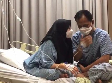 3 Kisah Istri 'Bucin' ke Suami, Donor Ginjal hingga Jadi Pencuci Piring