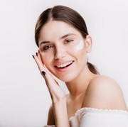 Anti Gagal! Ini 6 Cara Pakai Eye Cream Agar Hasilnya Maksimal