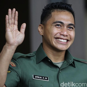Sah, Aprilia Manganang Ganti Nama Jadi Aprilio Perkasa Manganang