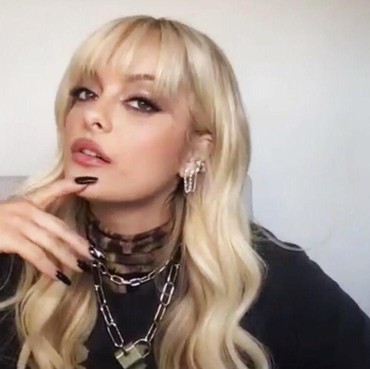 Lirik Lagu Break My Heart Myself - Bebe Rexha