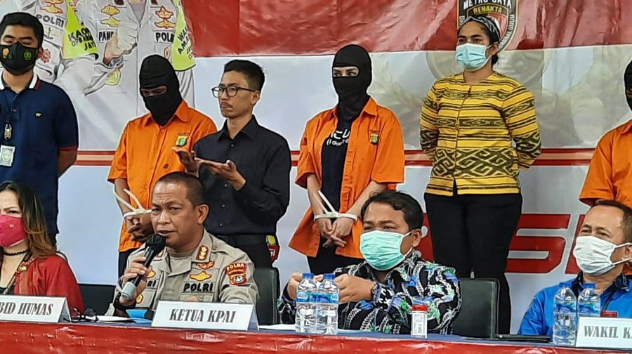 Cynthiara Alona disebut menyediakan hotelnya sebagai tempat prostitusi anak di bawah umur.