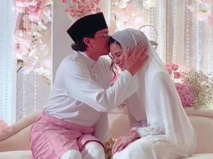 7 Potret Pernikahan Engku Emran & Noor Nabila, Romantis Bernuansa Putih