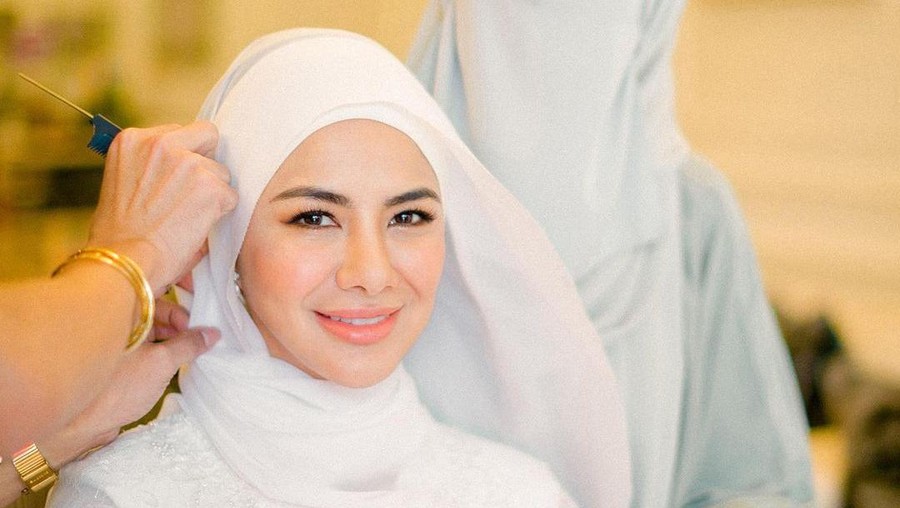 Engku Emran dan Noor Nabila