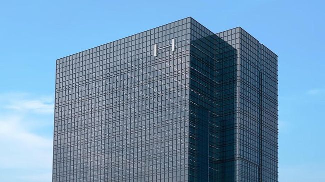 HYBE, perusahaan yang sebelumnya dikenal sebagai Big Hit, kini bergabung dengan Ithaca Holdings, perusahaan yang dipimpin Scooter Braun.
