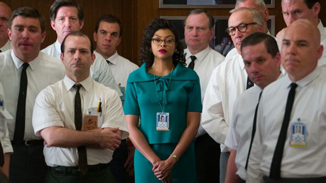 Hidden Figures mengisahkan tiga perempuan staf NASA, Katherine Johnson (Taraji P Henson), Dorothy Vaughan (Octavia Spencer), dan Mary Jackson (Janelle Monae).