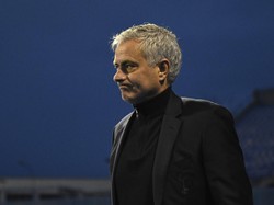 Dipecat Tottenham, Mourinho Tinggalkan Torehan Buruk Ini