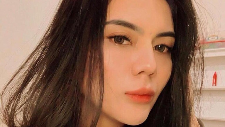 Berikut penampakan Anggita Sari setelah memutuskan lepas hijab!