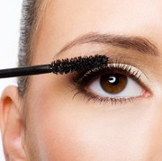 Rekomendasi Maskara Maybelline yang Bikin Bulu Mata Bervolume