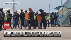 VIDEO: 22 Terduga Teroris Jatim Tiba Di Jakarta