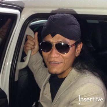 Kata Gus Miftah soal Nikah Muda Aurel dan Atta