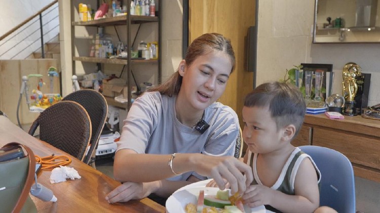 Paula dan Kiano dalam Ibu Pintar