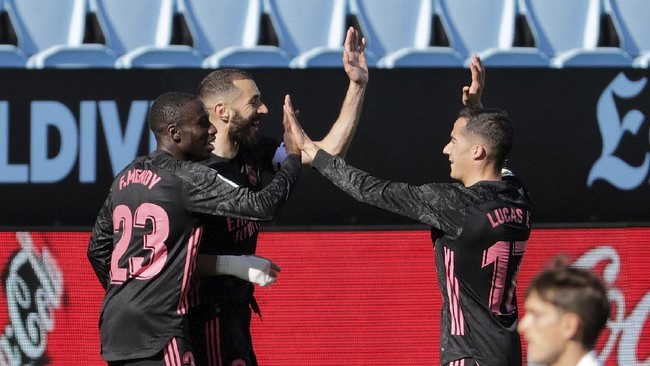 Real Madrid menang 3-1 atas Celta Vigo dalam pertandingan pekan ke-28 Liga Spanyol di Stadion Abanca Balaidos, Sabtu (21/3).