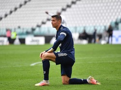 Ironi Ronaldo: Dapat Jersey GOAT, Juventus Malah Kalah