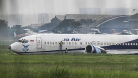 Evakuasi Trigana Air di Halim Rampung, Pesawat Dipotong Tiga
