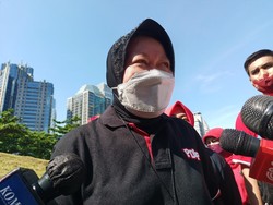 Mensos Risma Sebut Ada Keluarga Pejabat Masuk DTKS Penerima Bansos