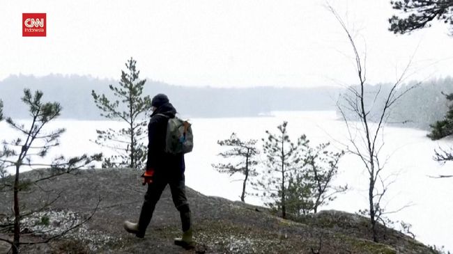 Kepribadian melankolis tak hanya soal pendiam. Ini 7 cirinya, dari loyal hingga perfeksionis.