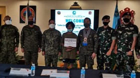 Jenderal Filipina Serahkan 4 WNI Sandera Abu Sayyaf