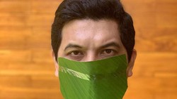 Pakai Masker dari Daun Pisang, Arda Naff Bikin Netizen Ngakak