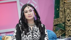 Uban Dicat Hitam, Iis Dahlia Kena Sentil Netizen