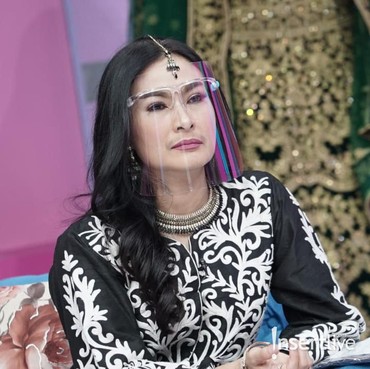 Jadi Korban Isi DM Palsu, Iis Dahlia Beri Kode Bakal Lapor Polisi