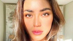 Senang Disebut Hot Mama, Ini Alasan Jessica Iskandar Hobi Tampil Seksi