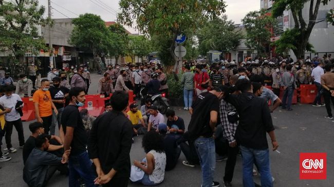 Sipil soal Polisi Kepung Markas HMI: Hanya di Orde Baru - Vimarsana News