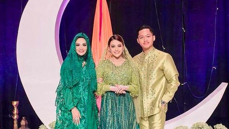 Krisdayanti, Aurel, dan Azriel