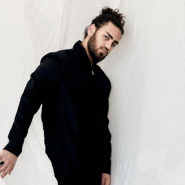 Lirik Lagu It's You - Ali Gatie