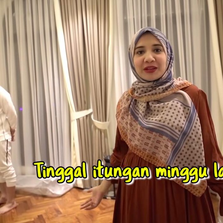 <p>Pasangan yang menikah pada tahun 2011 ini sengaja menyiapkan ruangan khusus untuk kamar bayinya.(Foto: YouTube The Sungkars Family)</p>