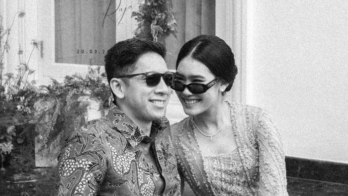 10 Potret Momen Lamaran Alika Islamadina dan Raja Siregar 10 Potret Momen Lamaran Alika Islamadina dan Raja Siregar