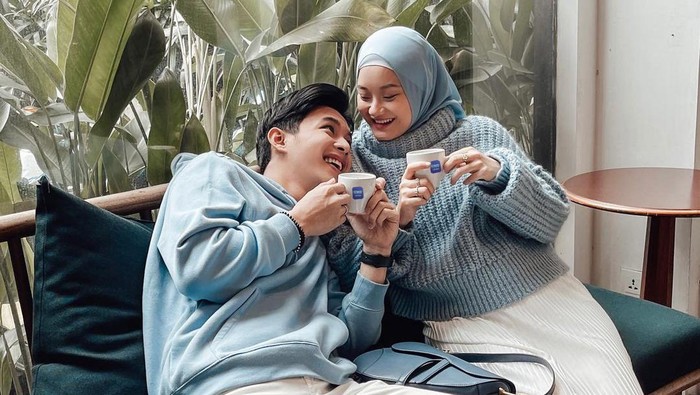 dinda hauw