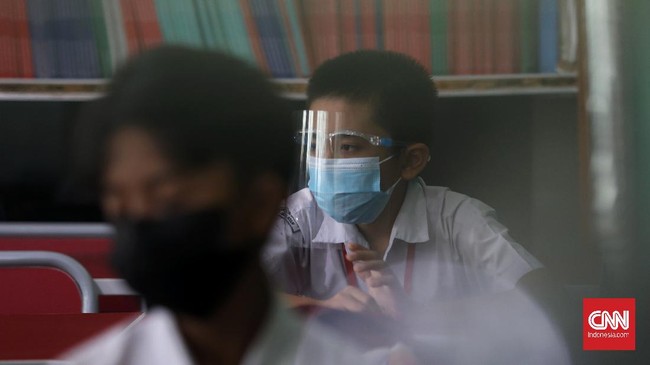 KPAI meminta jika ada sekolah yang didapati belum siap, maka pemerintah pusat maupun daerah didorong melakukan intervensi kepada sekolah tersebut.