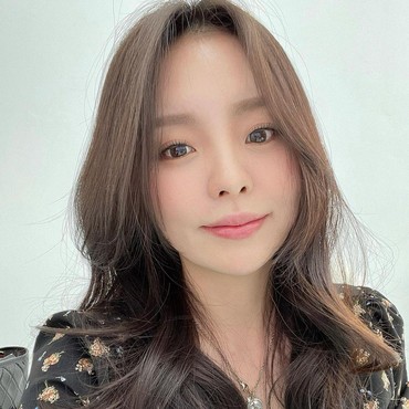 Jung Ji Woo, Kakak Kandung J-Hope BTS yang Masuk Cube Entertainment