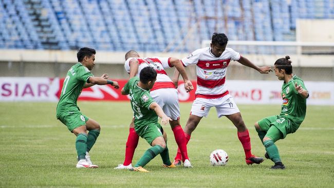 PSSI Disentil Agar Tak Tutupi Kasus Covid-19 di Piala Menpora Kemenpora menyebut Satgas Penanganan Covid-19 tetap akan mengetahui kasus virus corona sekalipun PSSI tidak terbuka soal penyebaran Covid-19 di Piala Menpora.