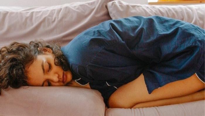 Nyeri Perut di Hari Pertama Menstruasi? Ini Penyebab dan Cara Aman Mengatasinya