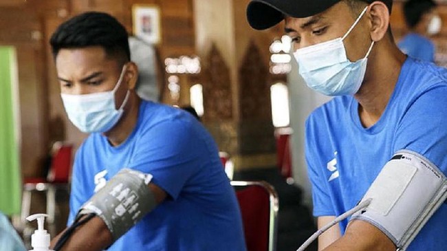 Pemain dan ofisial tim peserta Grup A Piala Menpora 2021 sudah mendapatkan vaksin Covid-19 tahap pertama.