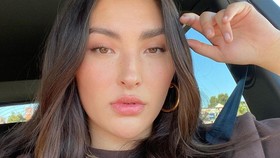 Yumi Nu, Model Curvy Asia Pertama di Cover Sport Illustrated