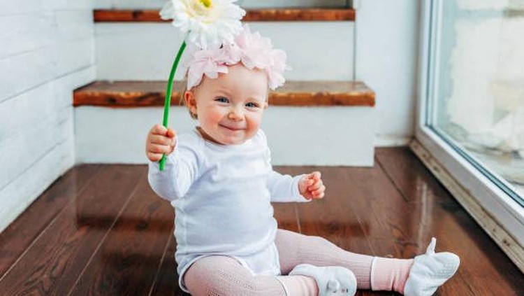 100 Nama Bayi Perempuan Islami Modern Bunda, mencari nama untuk si calon buah hati memang tidak mudah ya.Banyak sekali pilihan yang ada, berikut ini adalah nama-nama yang bisa menjadi pilihan Bunda.