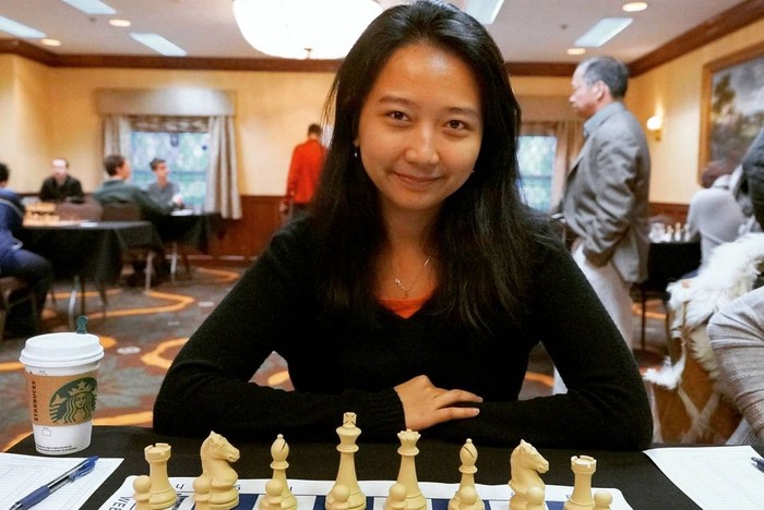 Irene Sukandar mengawali profesi sebagai pecatur profesional sejak usia belia. Ia pun berhasil raih gelar master nasional di tahun 2002 (Foto: instagram.com/irene_sukandar).