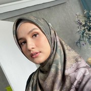 5 Perawatan Rambut yang Tepat Bagi Wanita Berhijab