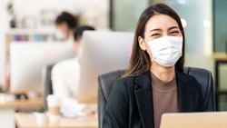Masker Bikin Hidup Wanita Lebih Mudah & Makin Percaya Diri, Kok Bisa?