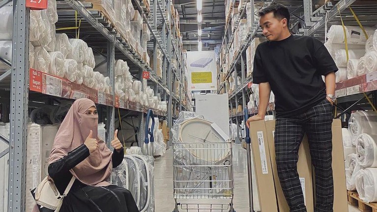 Intip Kehidupan Pernikahan Taqy Malik Setelah Bercerai dengan Salmafina Yuk, intip kehidupan pernikahan Taqy Malik setelah bercerai dengan Salmafina!