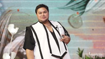 img-title Ivan Gunawan Dinobatkan Jadi Fashion Icon di Insert Fashion Award 2021