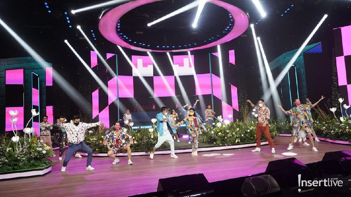Berikut adalah potret kemeriahan acara Insert Fashion Award 2021