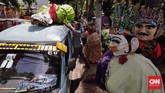 FOTO: Nestapa Ondel-ondel Ibu Kota di Tengah Wacana Larangan Pemerintah Provinsi DKI Jakarta bakal melarang penggunaan ondel-ondel untuk mengamen atau mengemis. Pemprov ingin warga lebih menghargai budaya Betawi tersebut.