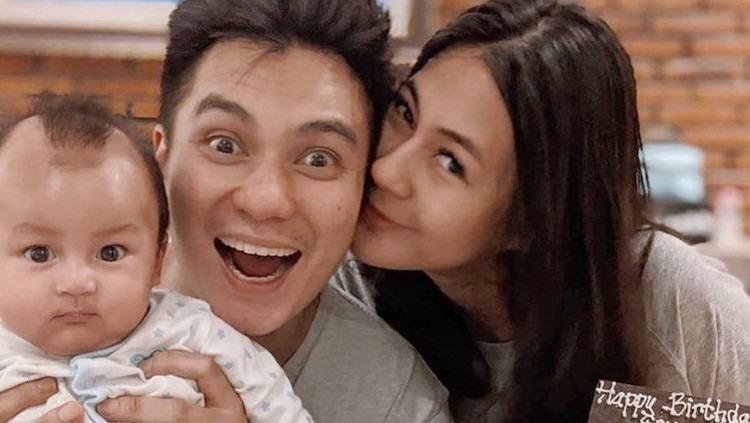 Momen Paula Verhoeven saat Ngopi Cantik di Kafe Hits