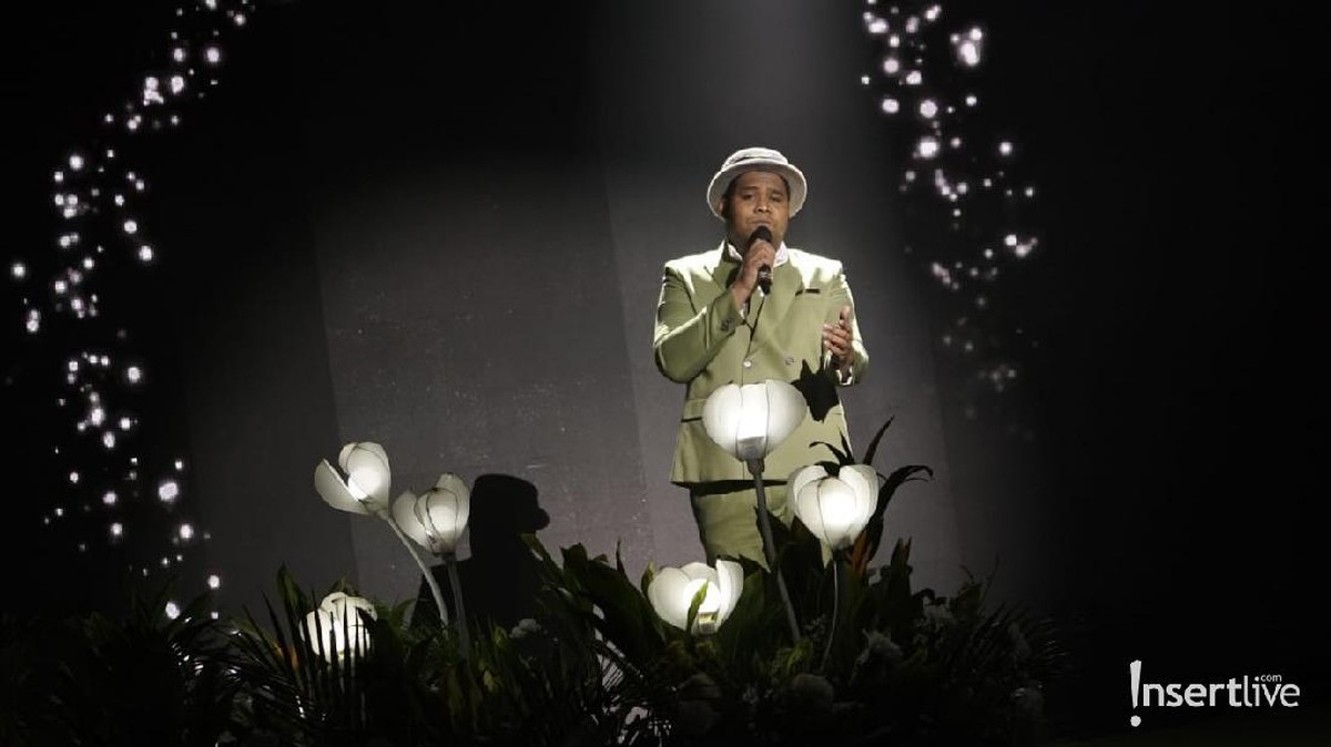 Insert Fashion Award digelar pada hari ini Rabu &lpar;24&sol;3&rpar;&period; Yuk&comma; intip penampilan para artis di meriahnya acara Insert Fashion Award 2021&excl;