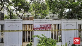 Rumah Mewah Kedoya Jadi Incaran Pencuri karena Plang 'Dijual'
